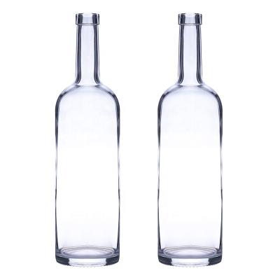 China 1L 700g Thick Bottom Hot Sale Bar Liquor Bottle Juniper Whiskey Glass Vodka Top Spirit Bottle for sale