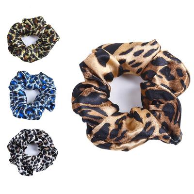 China Wholesale Retro Leopard Print Hair Scrunchies Velvet Cheap Custom Smart Casual Hair Elastic Hair Accessories for sale