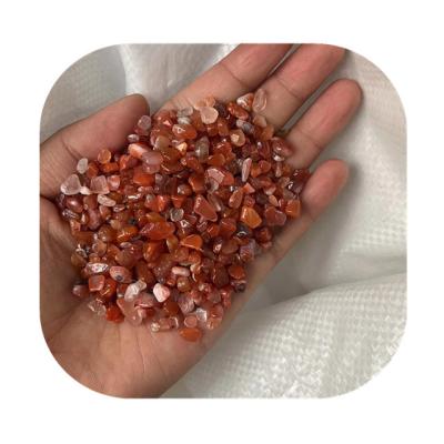 China Europe Wholesale 5-7mm loose crystal stones natural red carnelian crystals chips for Decoration for sale