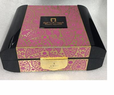 China High Quality Recycled Materials Design New Metal Frame Perfume Box Packaging With Mini Box for sale