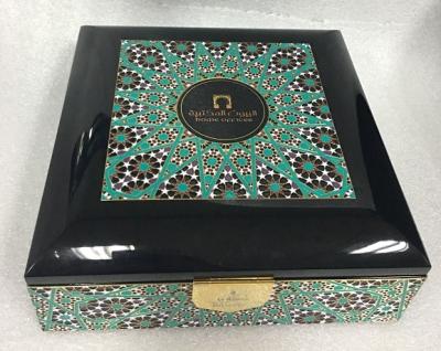 China Biodegradable Custom Wooden Perfume Packaging Box Gorgeous Dubai Box for sale