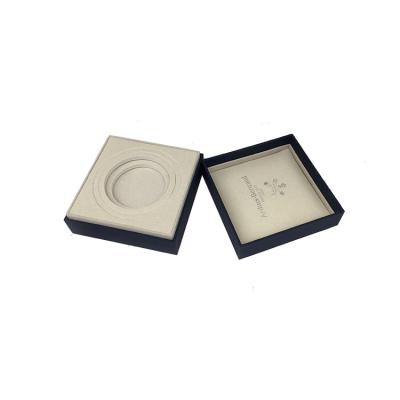 China Gift & Custom Craft Paper Beige Velvet One Coin Presentation Gift Box for sale