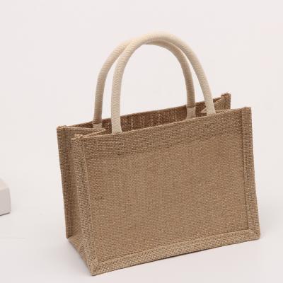 China Eco-Friendly Burlap Tote Bag For Agriculture Big Burlap Jute Bags Manufacturers With Printing Jute Shopping Bag Tote Custom for sale