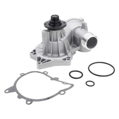 China Engine Water Pump with Gasket for BMW 740i 740iL E38 1995 840Ci E31 94-95 4.0L for sale