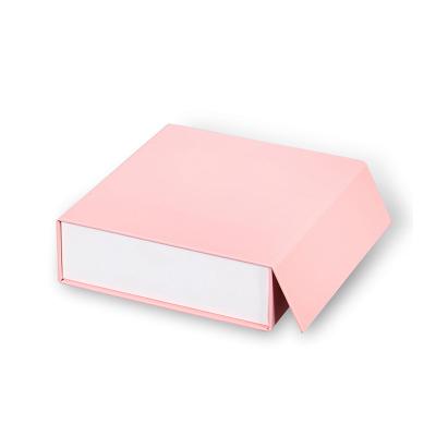 China Recyclable Customized Recycled Gold Paper Box Folding Packaging , Foldable Rigid Magnetic Gift Card Box for sale