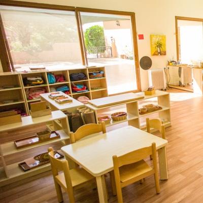 China Montessori Modern Preschool Kindergarten Classroom XIHA Infant Table Chair Sets Wooden Cubbies Furniture Kids Design for sale