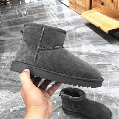 China Style Factory Price Winter Ladies Thermal Classic Leather Flat Snow Boots Waterproof Women Boots for sale