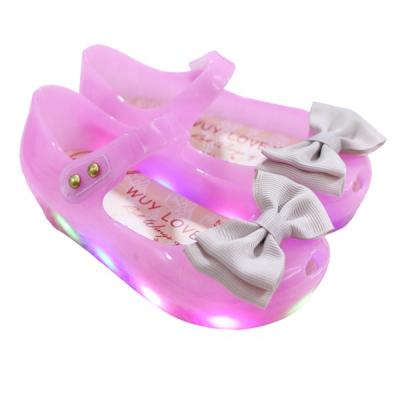 China Wholesale Cheap Breathable Girls Sandals Kids Freeze Shoes Led Kids Light Up Shoes for sale