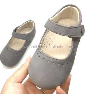 China Pigskin Fashion Flats Kids Leather Upper Rubber Unique Stylish Shoes For Girls for sale