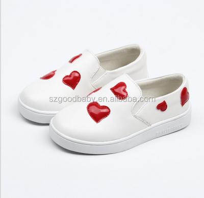 China Kids Slip On Fashion Slip On Leather Heart Shaped Shoes Girls Sports Shoes for sale