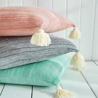 China Plain 45 x 45 Simple Solid Color Cushion Covers With Tassel , Home Decorative Cotton Knit Cushion Cover for sale