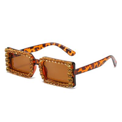 China Fashion Sunglasses Ready To Ship Diamond Occhiali Rectangle Small Rectangle Gafas de sol Unisex Rhinestone Trendy Sunglasses UV400 for sale