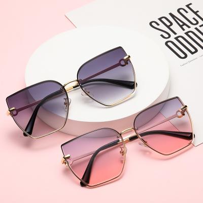 China OEM 2021 Occhiali DA Polygon Metal Sunglasses Trendy Unique Metallic Sunglasses Fashion Glass LOGO Sun Glasses for sale