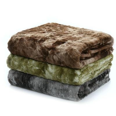 China Anti-pilling Luxury Bond Dyed Rabbit Fur Shed Minky Plush Faux Fur Blanket Blanket for sale