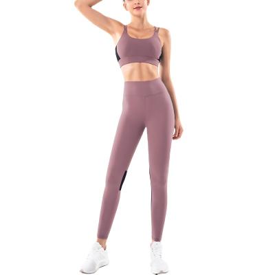 China Women's Sportswear Gym Yoga Fitness Workout Clothes Breathable Gaiters Set Comfortable Radio Running Women's Sports Bra Pants for sale