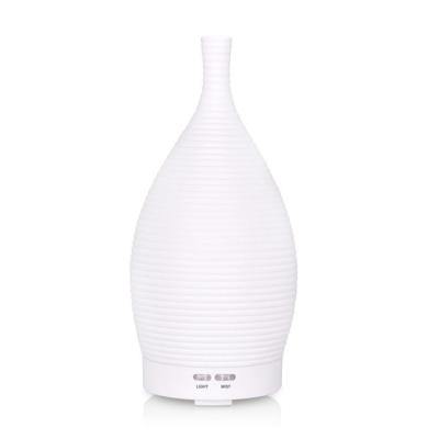 China 100ml Handmade Ceramic Aroma Diffuser 25-30ml/H Mist Amount for sale