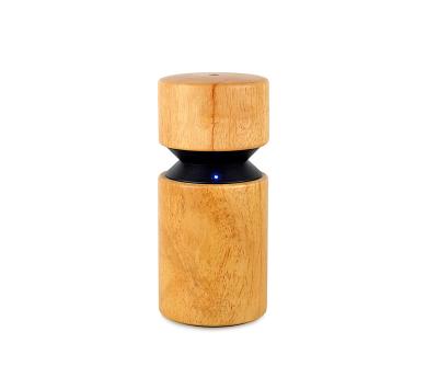 Chine Diffuseur en bois d'arome de voiture d'ODM 2ml-5ml 15Hours pour l'épuration à vendre