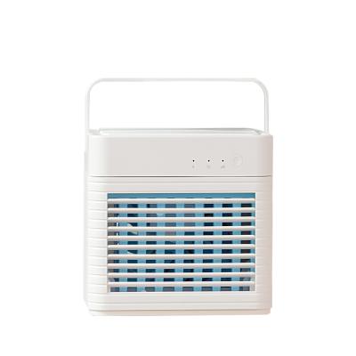 China Uso al aire libre silencioso DC 5V 1A de Mini Rechargeable Air Cooler Fan en venta