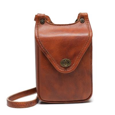 China 2023 fashion fashion genuine leather bags single shoulder cross - body bags for women phone bag punk european style for sale