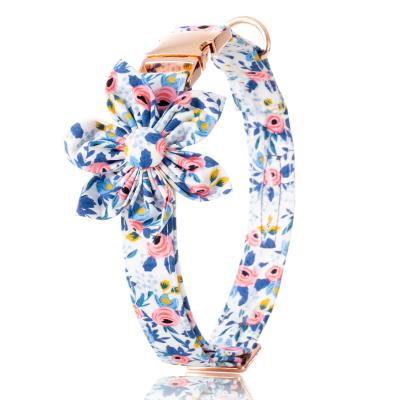 China Custom Adjustable Personalized Detachable Dog Stocked INS Hot Sale Dog Bow Collar Daisy Printed Collar for sale