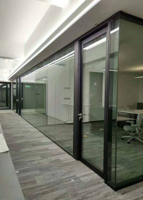 China Office Acoustic Demountable Glass Partitions Soundproof  85mm Wall Thickness for sale