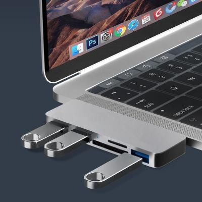 China Alumiunm Alloy C5 USB 3.0 Data Hub 5 in 1 Type C Docking Station with USB A SD TF for Macbook, Macbook Pro, Macbook Air for sale