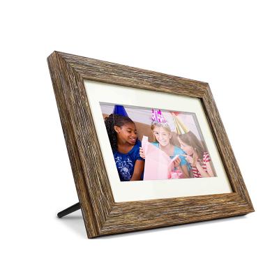 China Superlieur Smart WiFi 8 inchDigital Picture Frame Wooden Picture Frame, Electronic Photo View with IPS Touch Screen, 16GB Internal Memory for sale