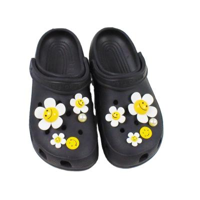 China Eco-froendly Shoe Flowers Buckle Cute Cartoon Sun Flower Buckle Set Decorative Accessories Shoe Buckle Ornaments Accessories Set for sale