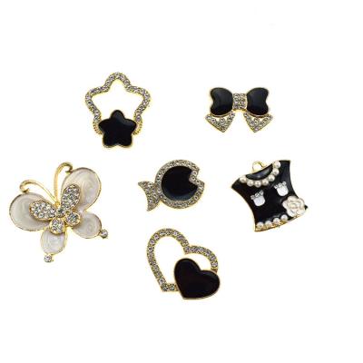 China Eco-froendly Decoration Accessories For Shoe Jewelry Rhinestone Butterfly Decorative Shoe Charms Decoration Set for sale