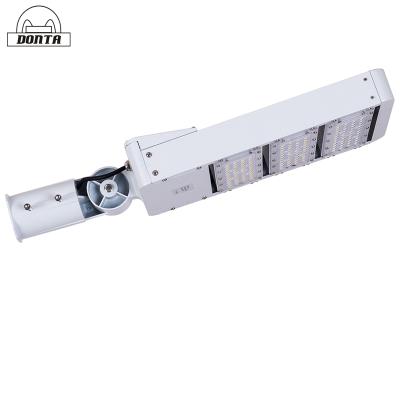 China ROAD outdoor waterproof ip66 high brightness led garden street light for square for sale