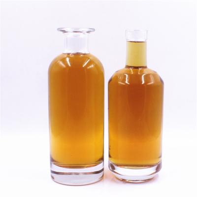 China Beverage Wholesale 750ml Miami Clear Glass Liquor Bottle With Bar Top for sale