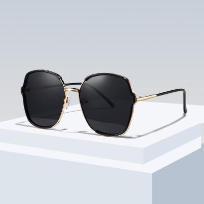 China Wholesale Custom Oversized Sunglasses Fashion Sun Glasses Men Women Sun Glasses 2021 for sale