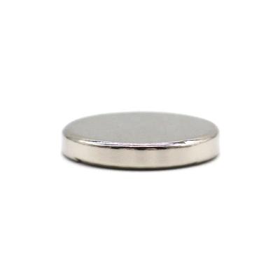 China Industrial Magnets N35 4x2mm Mini Magnets Round Strong Neodymium Rare Earth Fridge Magnets for sale