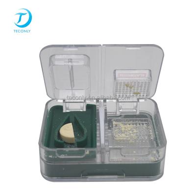 China Disposable Plastic Storage Pill Cutter Box Medicine Box Cases Small Size Pill Cutter Pill Cutter With Storage Box for sale