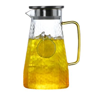 China 1400ml / 1700ml Glass Fridge Jug , Lightweight Tempered Glass Pitcher for sale