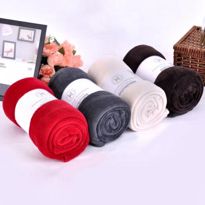 China Anti Pilling Disposable Solid Coral Spray Fleece Blanket for sale