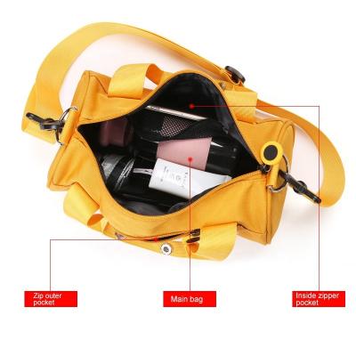 China 2021 Fashion New Arrival Custom Lightweight Polyester Waterproof Sports Travel Duffle Gym Fitness Bag SG8069 for sale