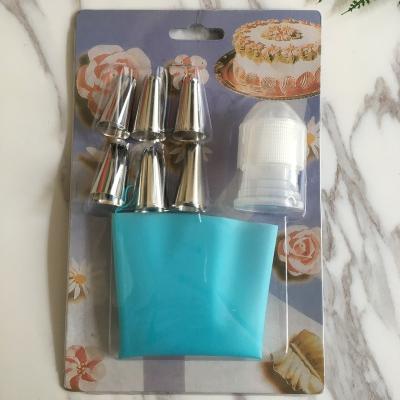 China Disposable Cake Silicone Icing Pastry Piping Cream Bag With 6pcs Stainless Steel Spout Sets Adapter DIY Cake Decorating Baking Tool for sale