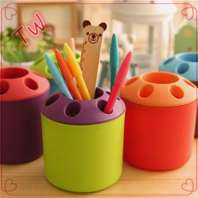 China 2016& Top Sale 2017 galley& Unique Gift Items Unique Gift Items Promotional Organizer Office School Pen Holder Fancy Design Car Plastic Round Pen Holder for sale