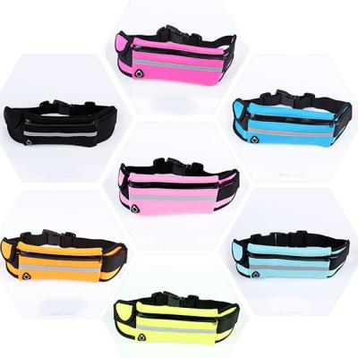 China Water Proof Custom Adjustable Raincoat Fanny Pack For Outdoor Sports for sale