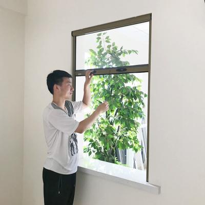 China Folding Rolling Screen Window Insect Screen DIY Retractable Window for sale