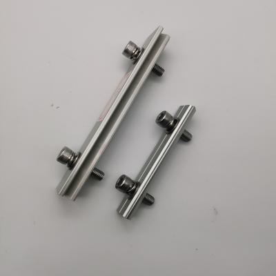 China Silver Aluminum Solar Panel Hardware Clip And Mid Clamp For Apartment for sale