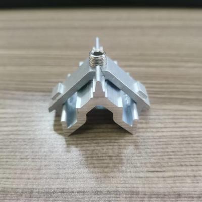 China Conexión de 45 grados de alta calidad de aluminio de perfil de esquina de código de puerta y ventana conector de hardware en venta