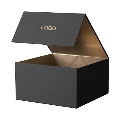 China Recyclable Custom Logo Rigid Luxury Large Gift Packaging Paper Magnetic Gift Boxes With Magnet Closure for sale