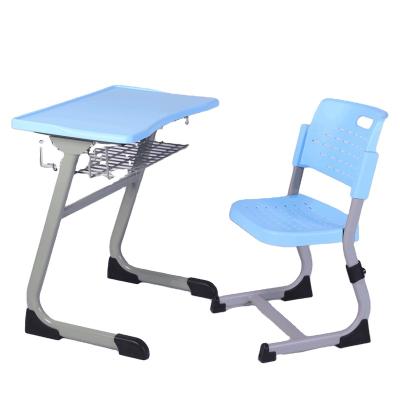 China Modern Hot Sale Design Student Desk Chair And Table Popular High Education School Furniture Table And Chair for sale