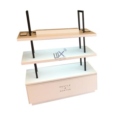 China Double side LUX Design modern retail high-end cosmetic shop double side gondola with LED light design display for cosmetic shop or boutique for sale