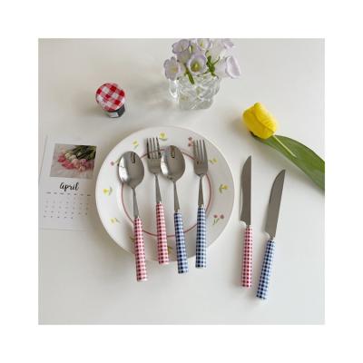 China 1 Wholesale French Restaurant Cutlery Stainless Steel Fork Knife Spoon Ceramic Cutlery Set for sale