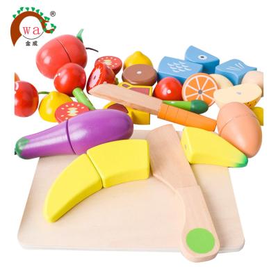 China 2019 Eco-friendly Wooden Magnetic Fruit Cutting Kitchen Toys Play Set For Kid To Pretend To Play Educational Toys for sale