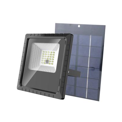 China Ip65 100w Garden Smart Remote Control Led Solar Flood Light With Lithium Battery for sale