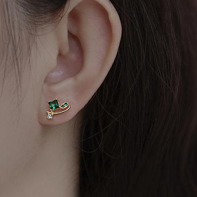 China Accessories Emerald Stud Earrings Retro S925 Sterling Silver Temperament French Retro Stud Earrings FASHIONABLE Silver Women's Earrings for sale